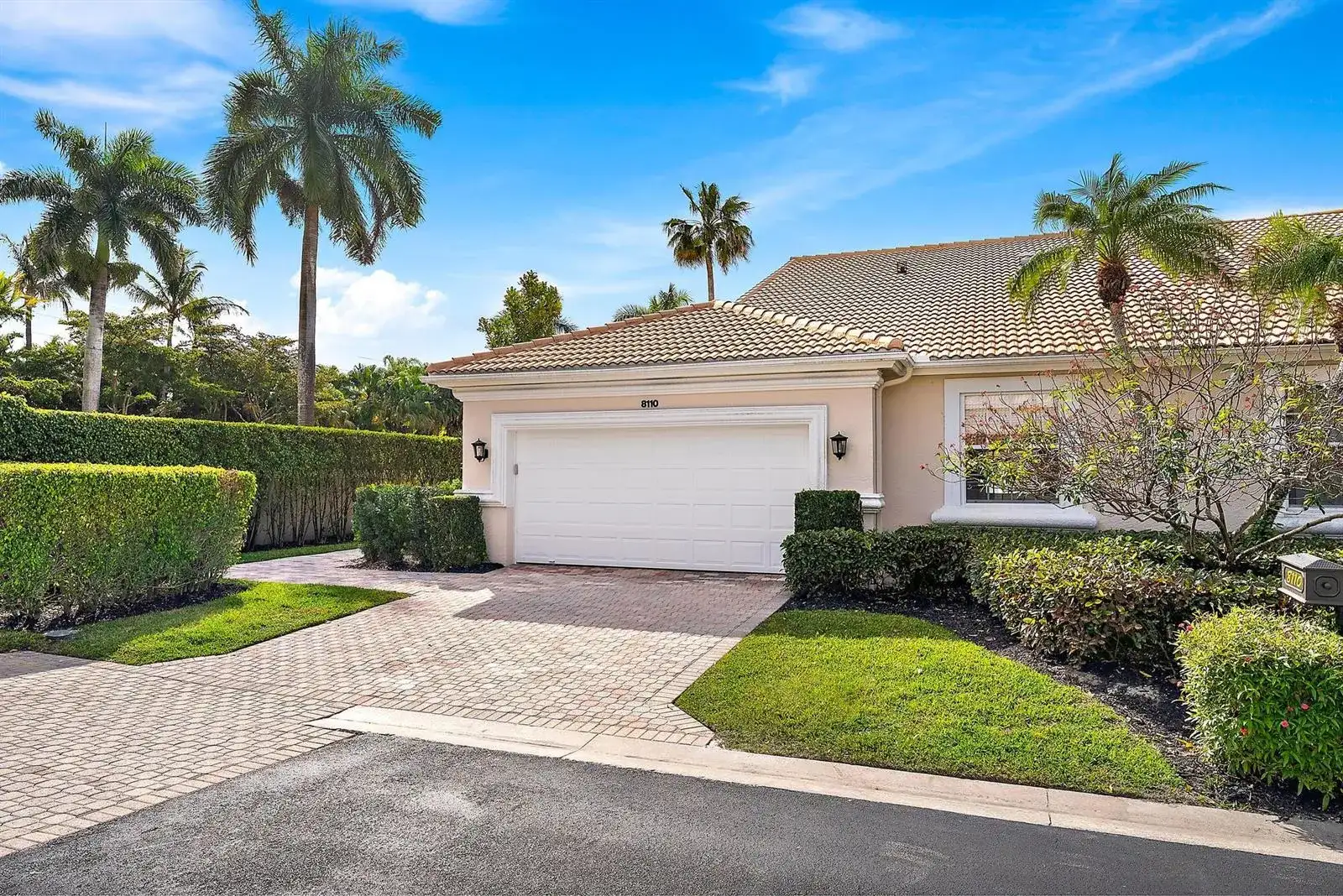 8110 Sandpiper Way, West Palm Beach FL 33412 photo 2