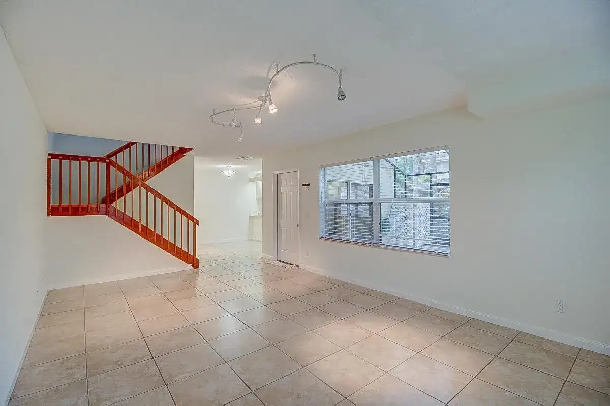 44 Essex Court # B, Royal Palm Beach FL 33411 photo 5