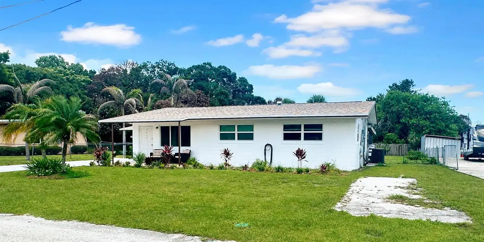 1612 S 28th Street, Fort Pierce FL 34947 photo 2