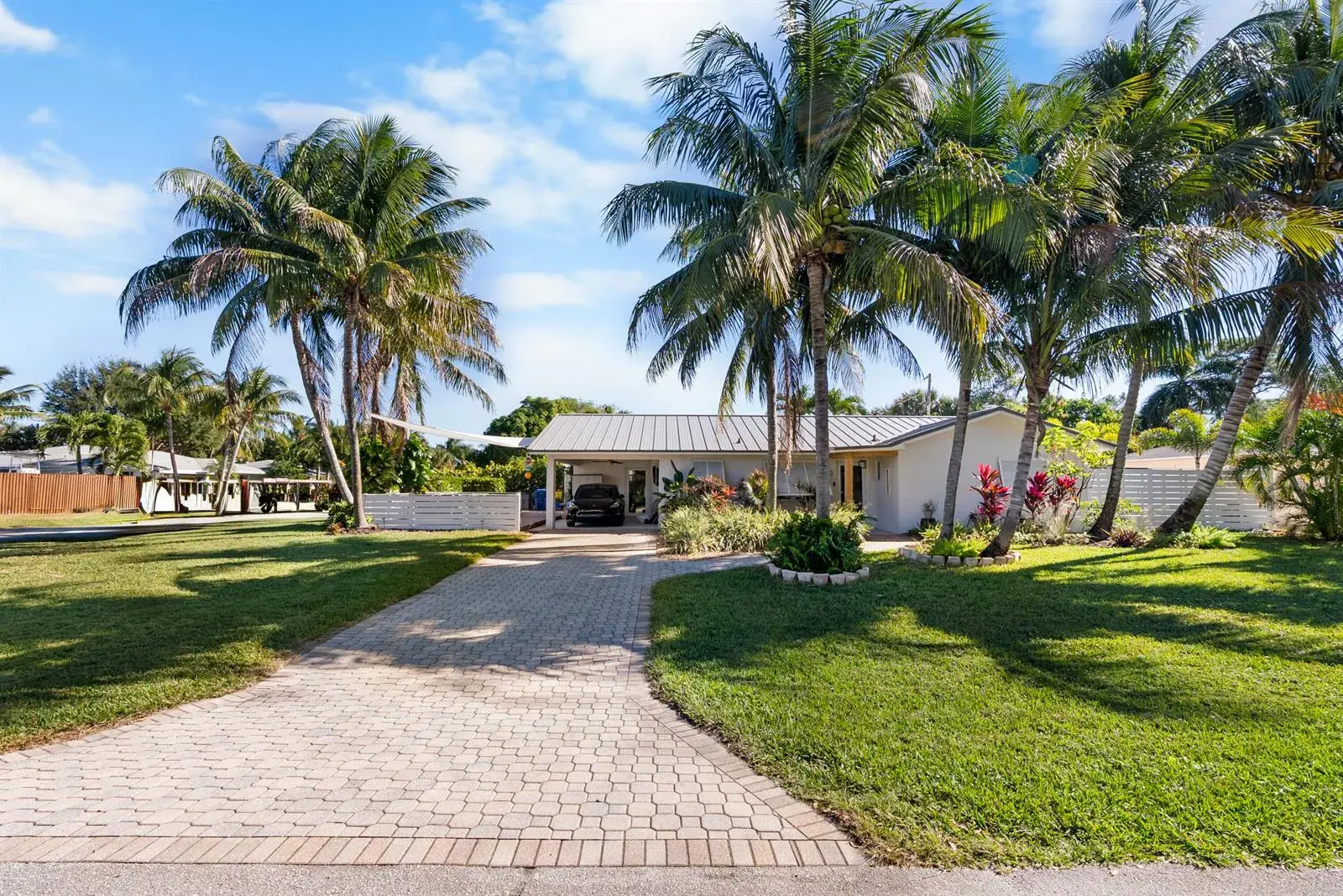 1605 Treemont Avenue, Jupiter FL 33469