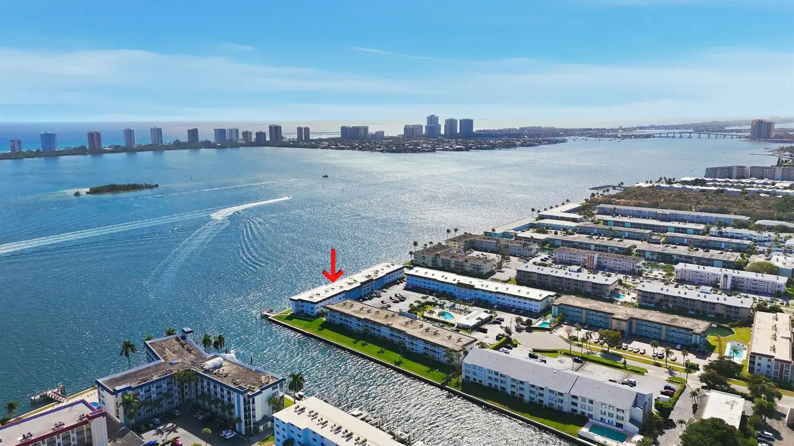 100 Shore Court # 104, North Palm Beach FL 33408