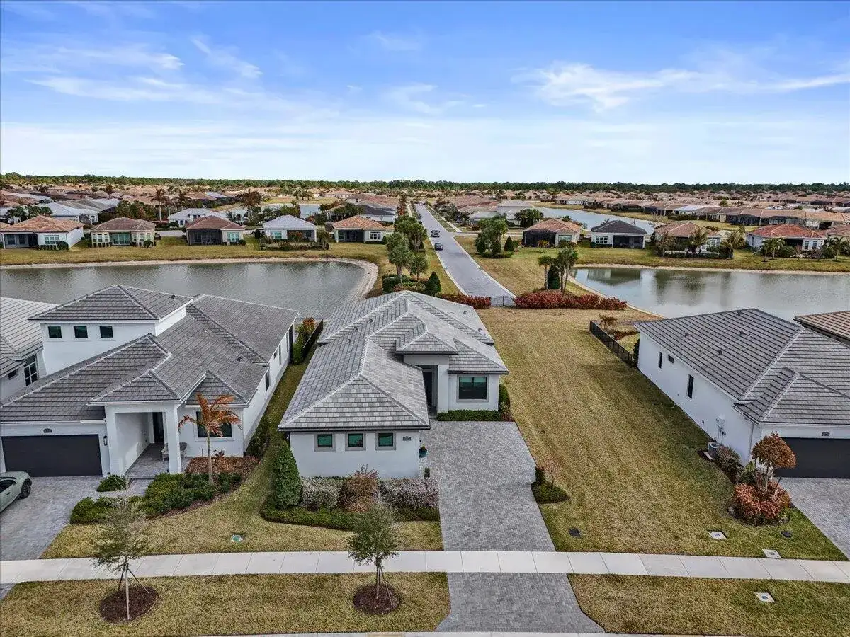 11357 SW Pietra Way, Port St. Lucie FL 34987 photo 2