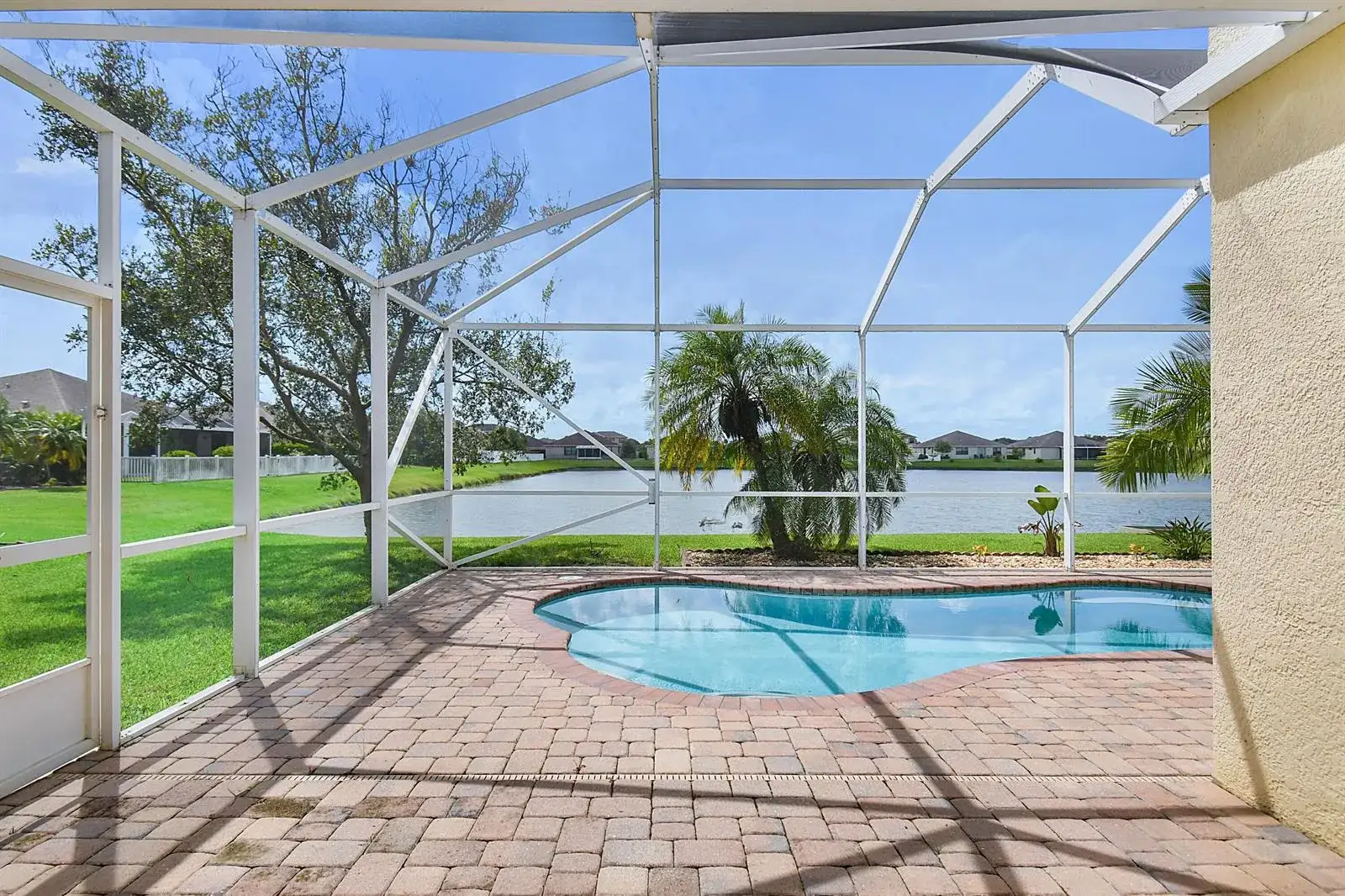 9902 E Verona Circle Circle, Vero Beach FL 32966 photo 3