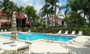 9 Lexington Lane E # F, Palm Beach Gardens FL 33418 photo 2