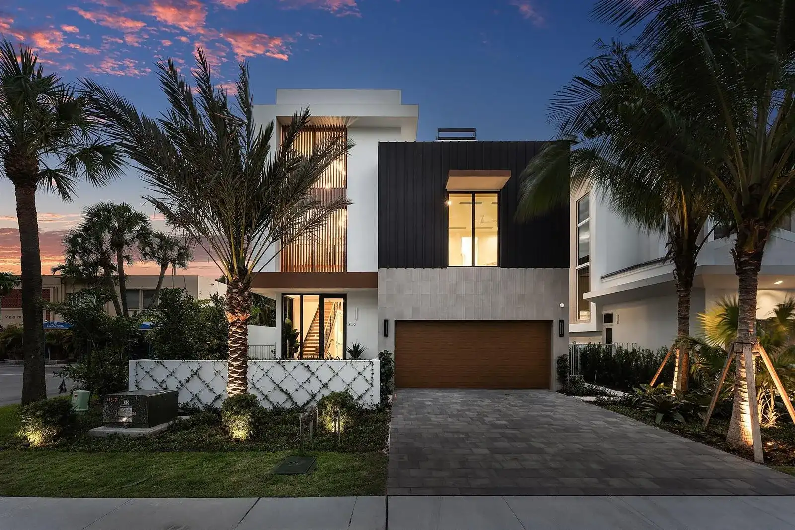 810 Palm Trail, Delray Beach FL 33483