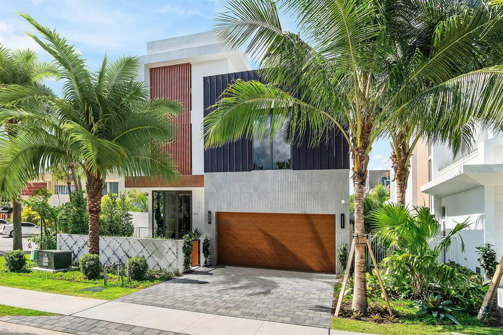 810 Palm Trail, Delray Beach FL 33483 photo 3
