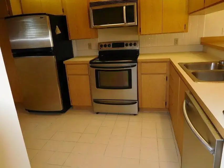 2741 Village Boulevard # 304, West Palm Beach FL 33409 photo 2