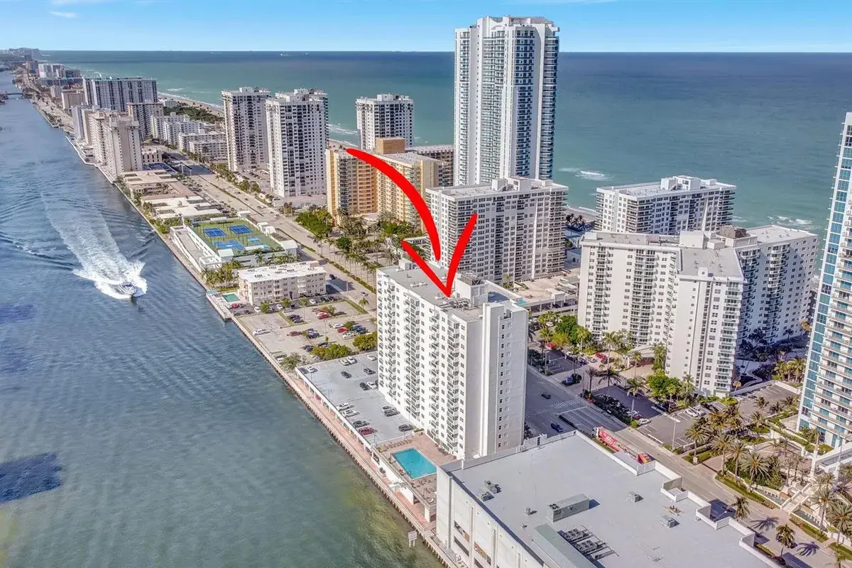 3000 S Ocean Drive # 920, Hollywood FL 33019