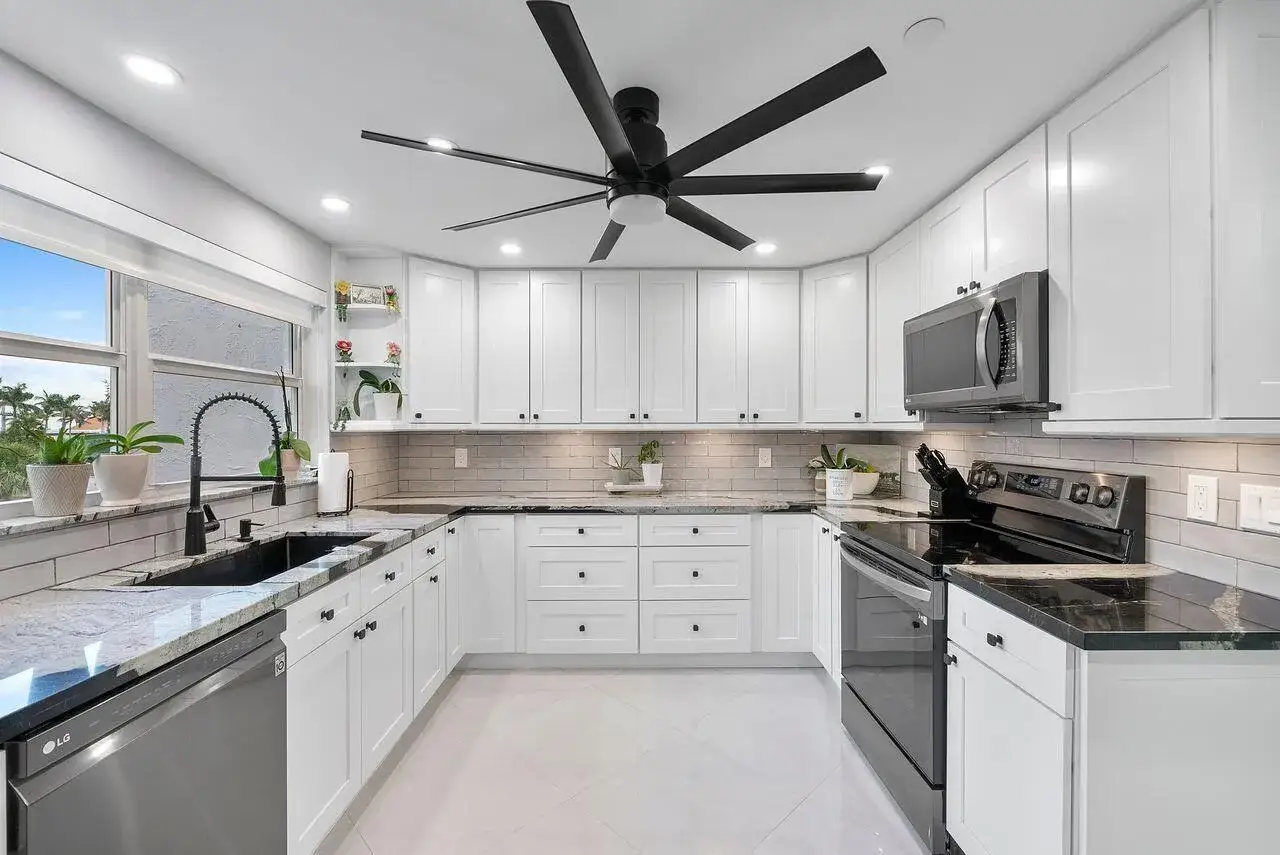 3300 S Ocean Boulevard # c, Highland Beach FL 33487