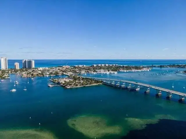 2650 Lake Shore Drive # 1004, Riviera Beach FL 33404 photo 5