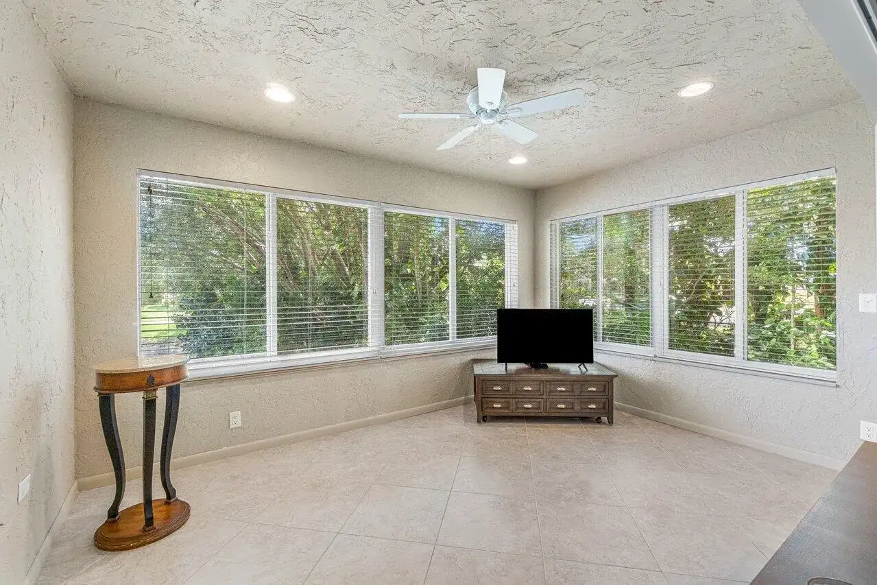22 Westgate Lane # 22h, Boynton Beach FL 33436 photo 3