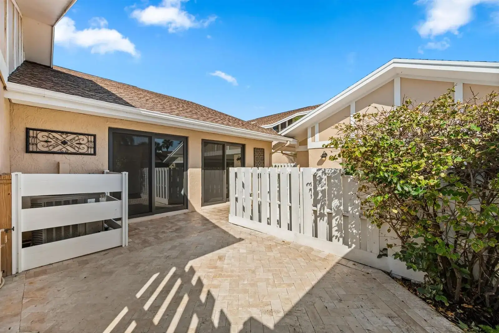 3733 Cape Pointe Circle, Jupiter FL 33477 photo 4