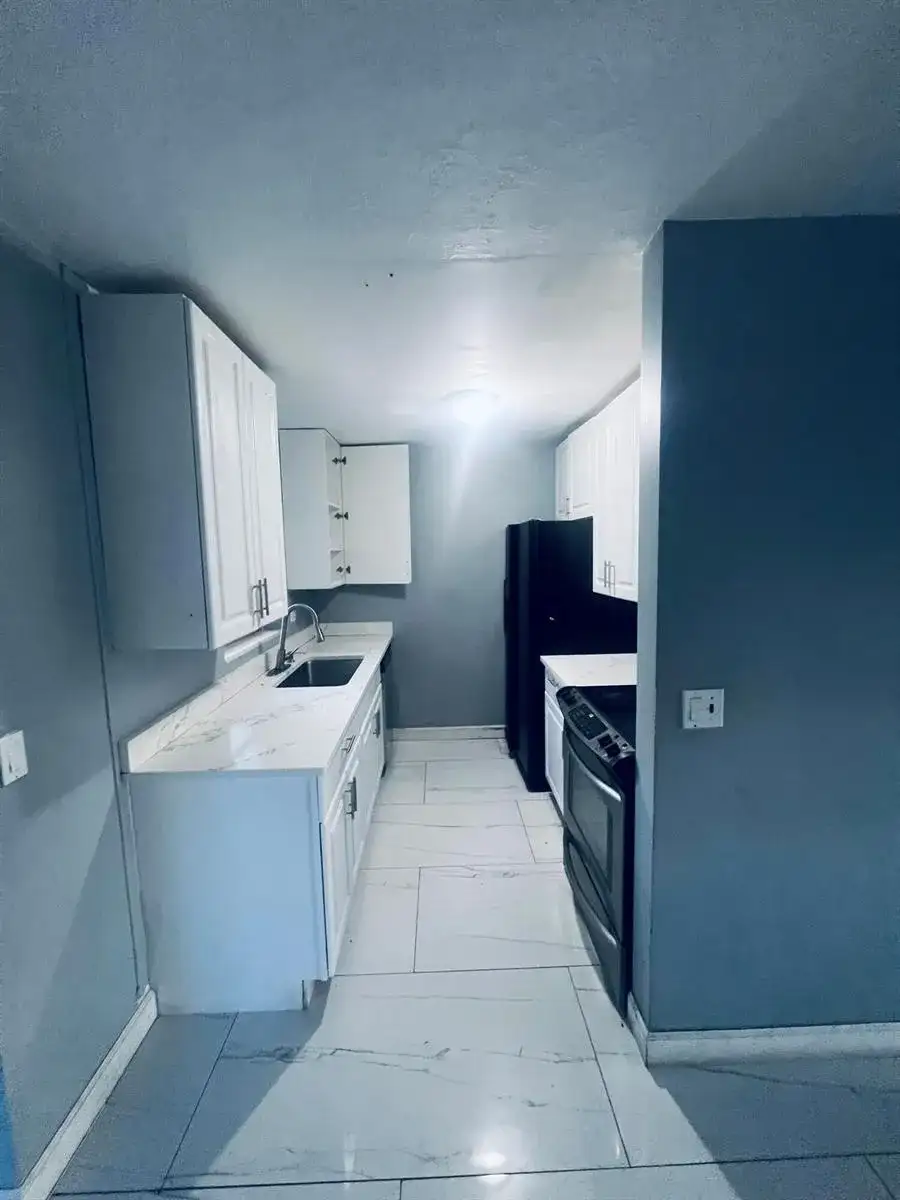 938 Sarazen Drive, West Palm Beach FL 33413 photo 5
