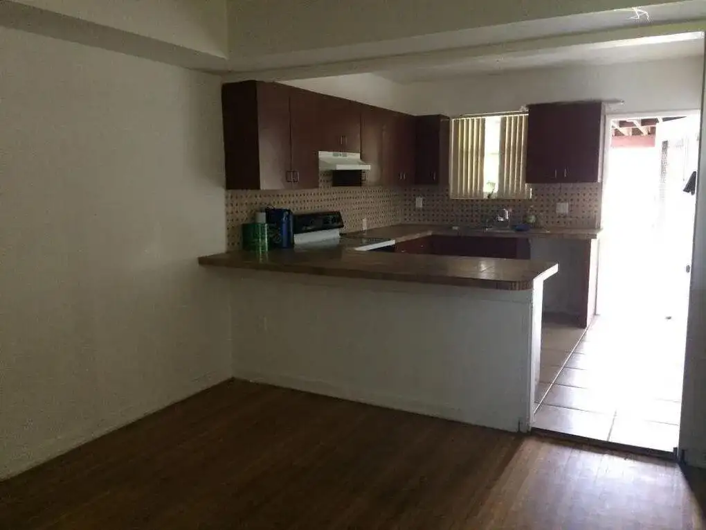 1351 NE 159th Street, North Miami Beach FL 33162 photo 3