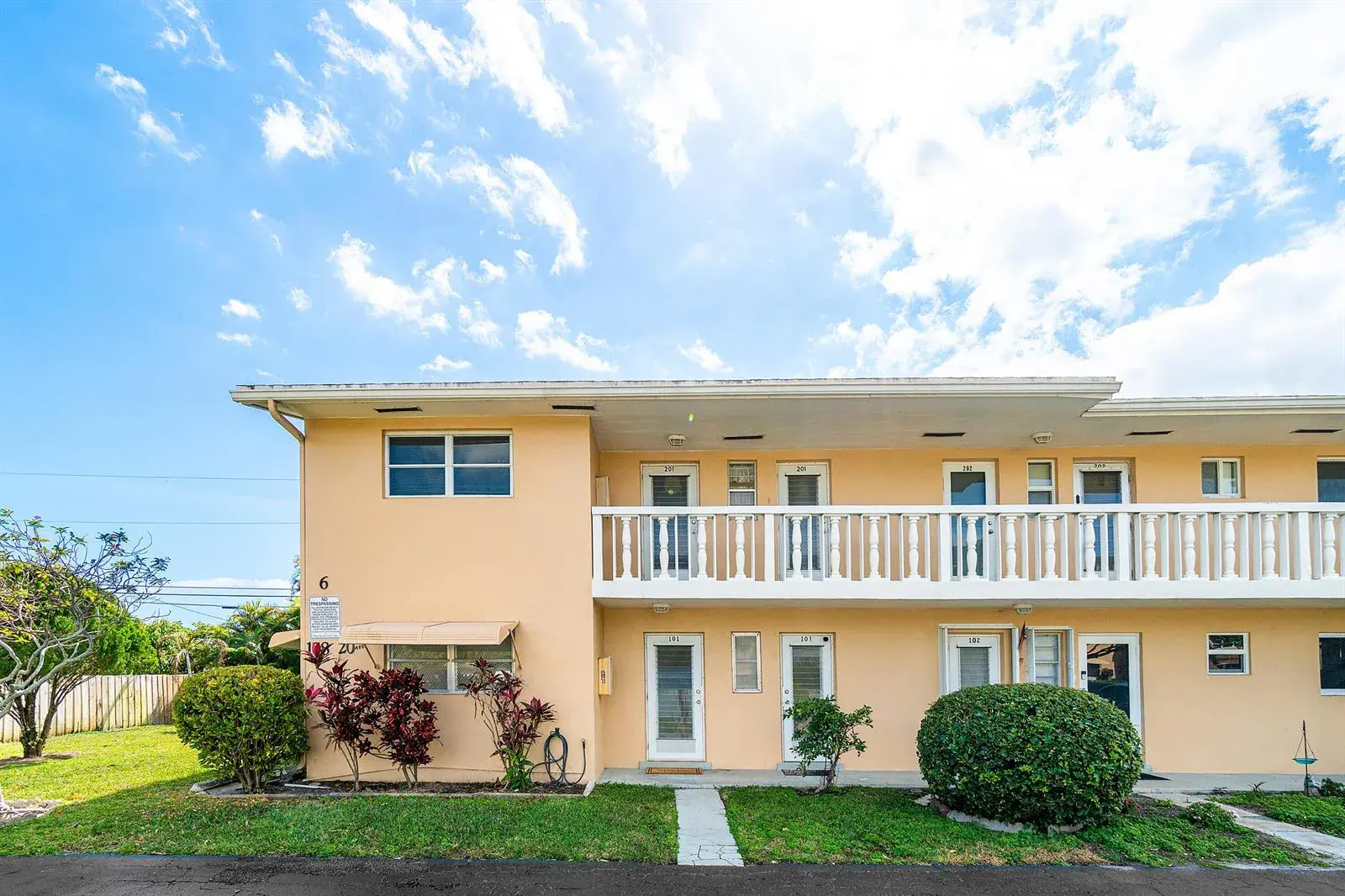 108 NE 20th Avenue NE # 201, Boynton Beach FL 33435 photo 3