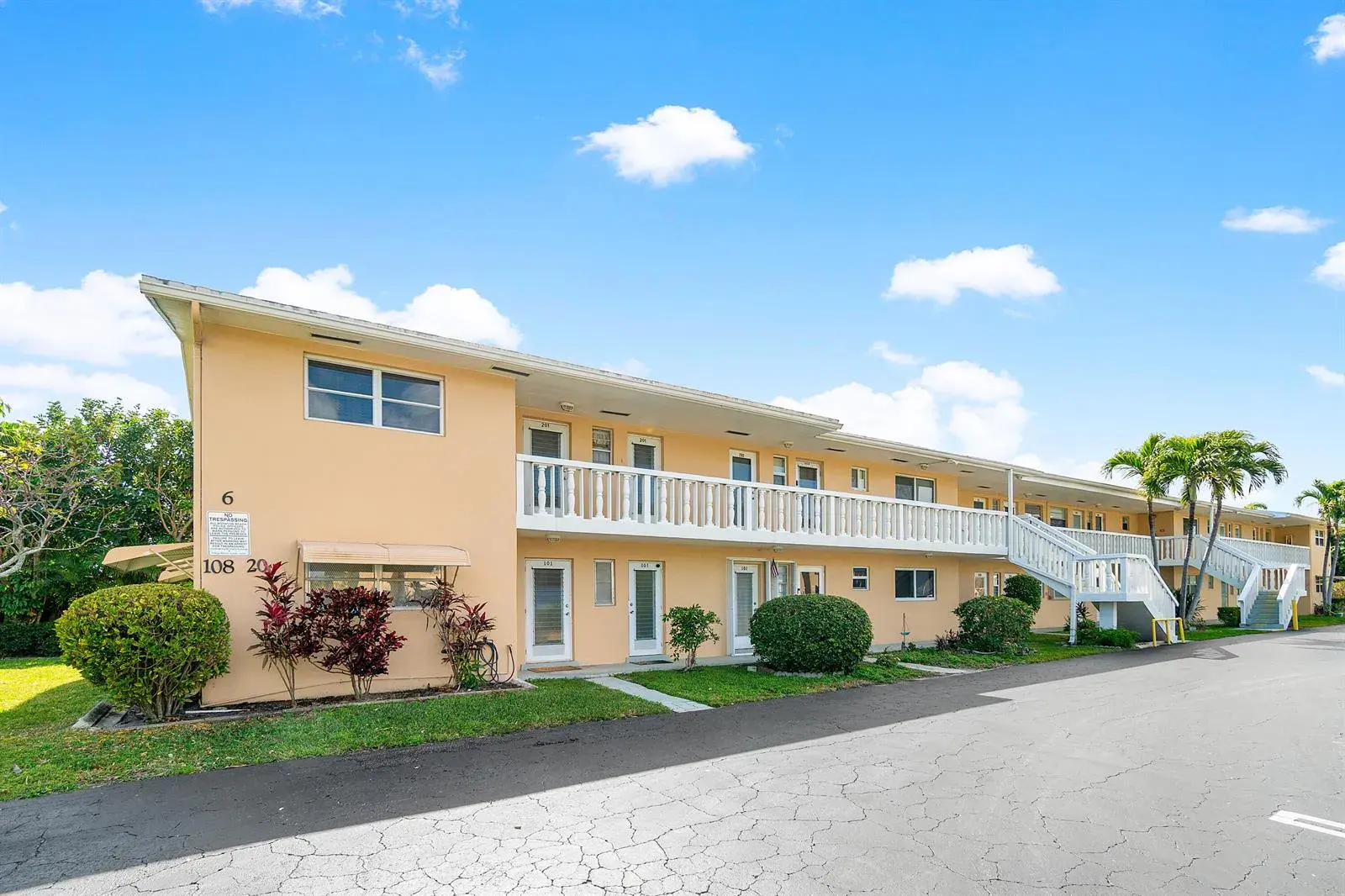 108 NE 20th Avenue NE # 201, Boynton Beach FL 33435 photo 4