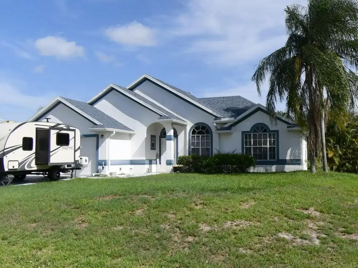 962 SW Kappa Avenue SW, Port St. Lucie FL 34953
