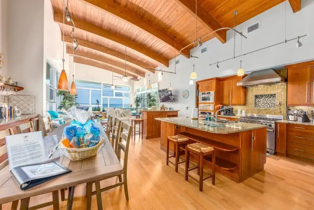 10330 S Ocean Drive, Hutchinson Island FL 34949 photo 4