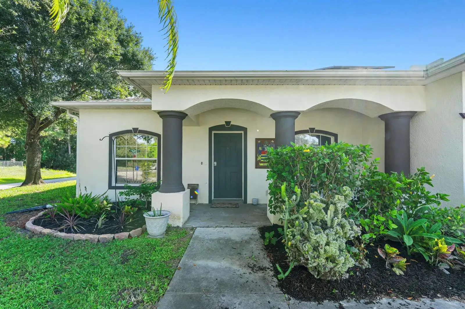 1302 Coverbrook Lane, Sebastian FL 32958 photo 3