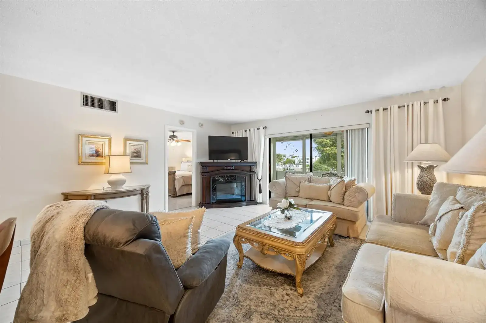 4000 NW 44th Avenue # 315, Lauderdale Lakes FL 33319 photo 4