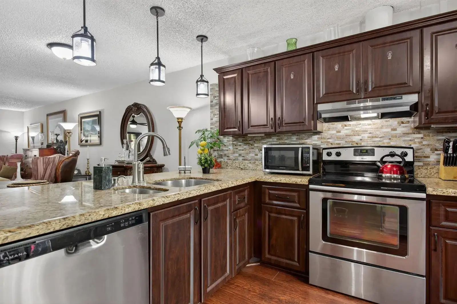 2122 NE 44th Street, Lighthouse Point FL 33064 photo 3