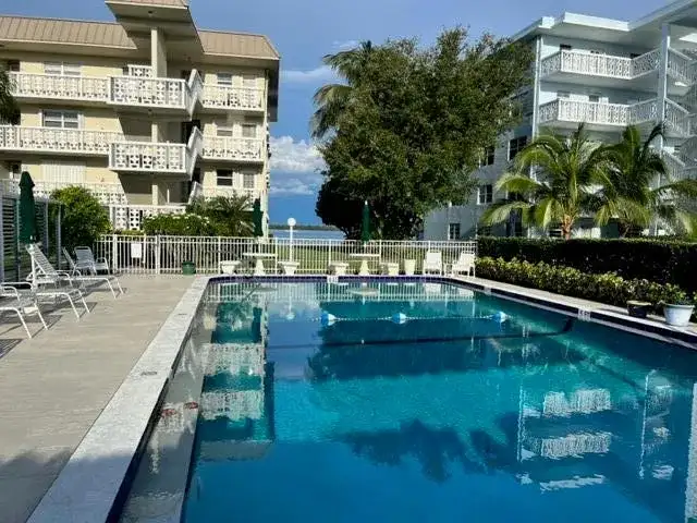 52 Yacht Club Drive # 308, North Palm Beach FL 33408 photo 5