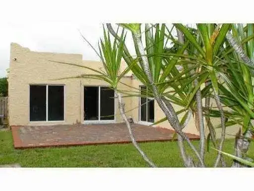 619 37th Street, West Palm Beach FL 33407 photo 2