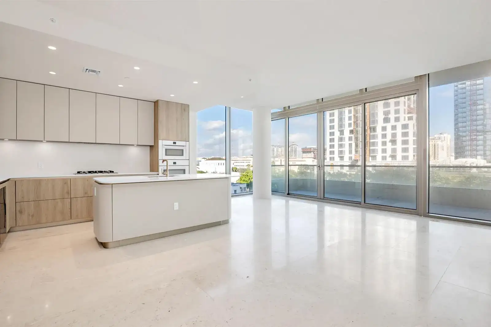 200 Arkona Court # 501, West Palm Beach FL 33401 photo 2