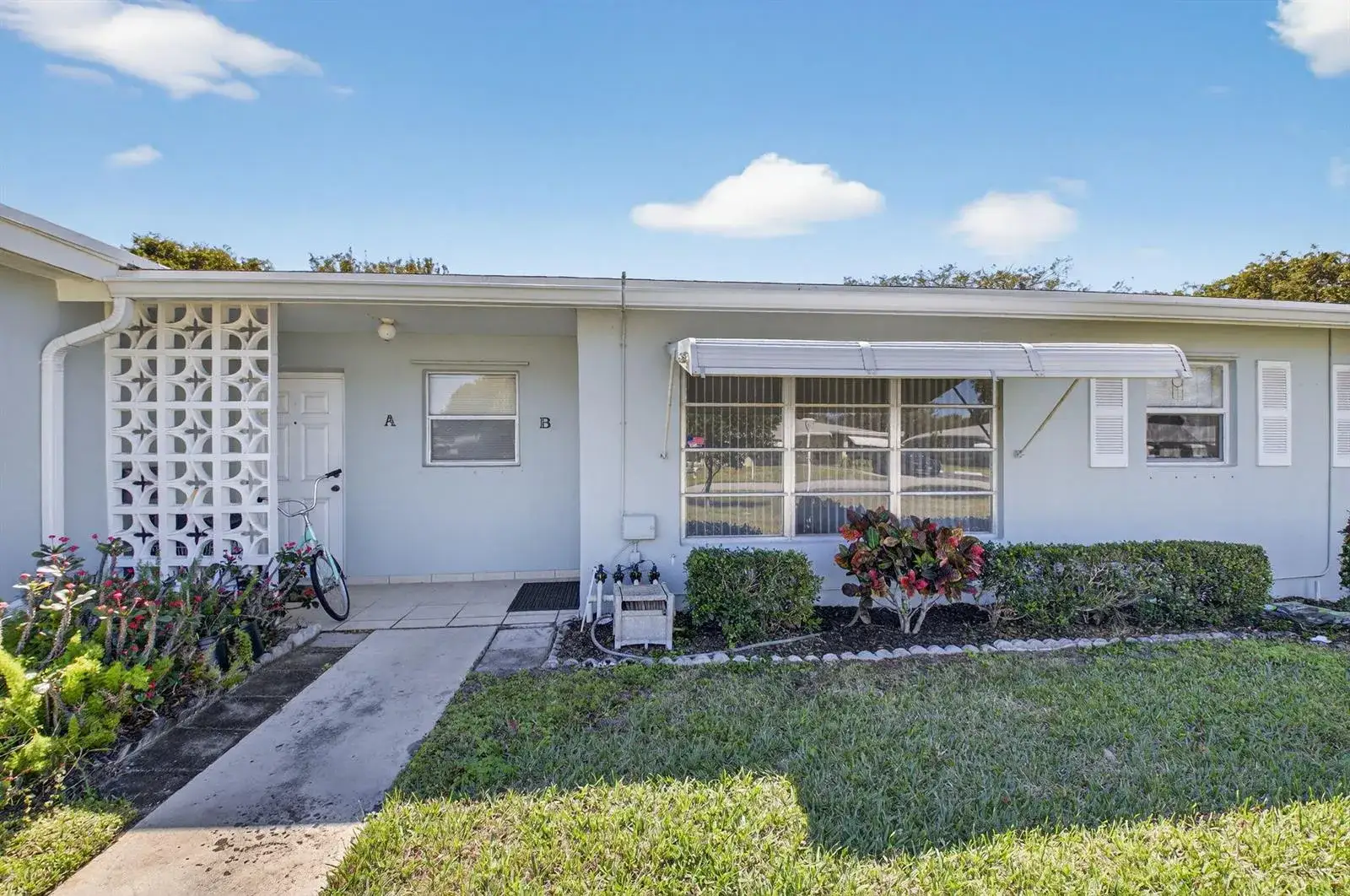 220 High Point Court E # B, Delray Beach FL 33445