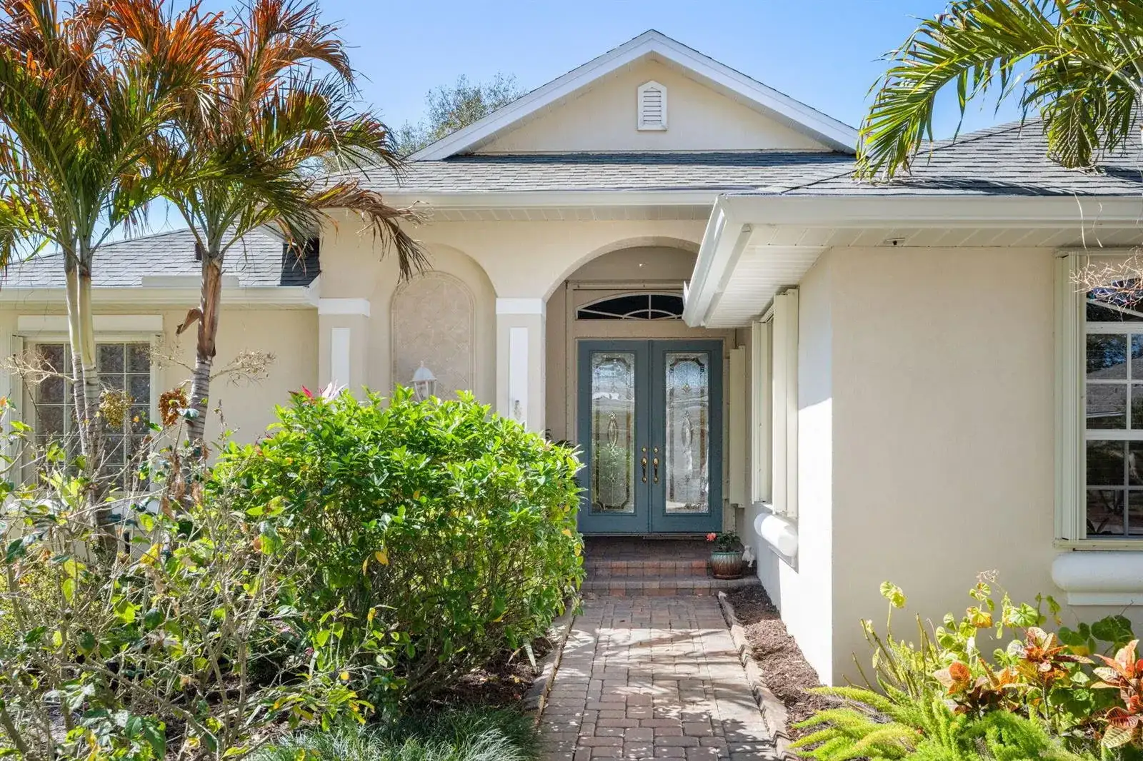 4220 Abington Woods Circle, Vero Beach FL 32967 photo 2