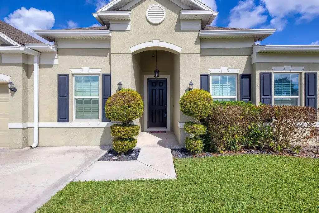 5285 NW South Delwood Drive, Port St. Lucie FL 34986 photo 3