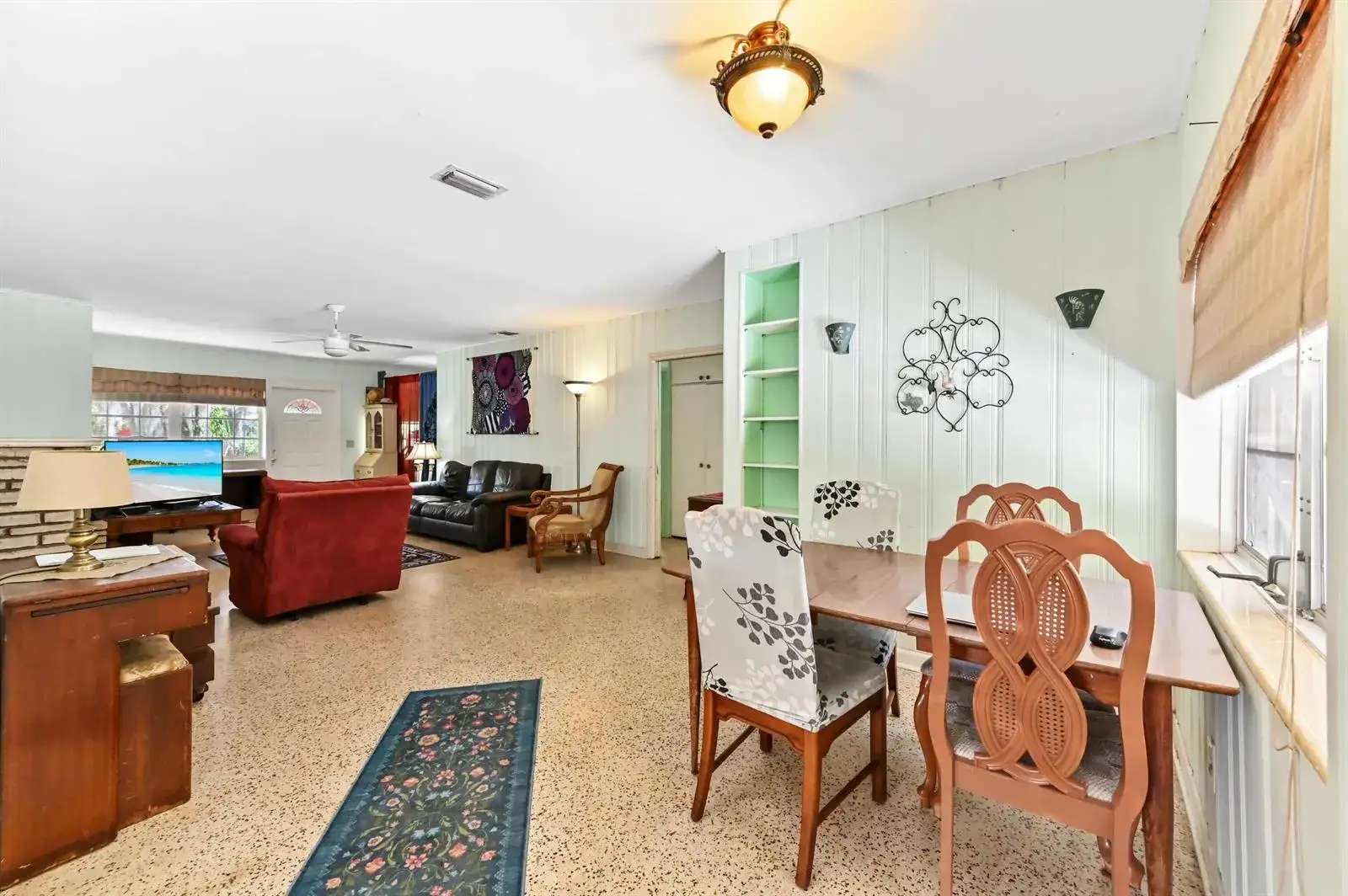 411 N Lakeside Drive, FL 33460 photo 2