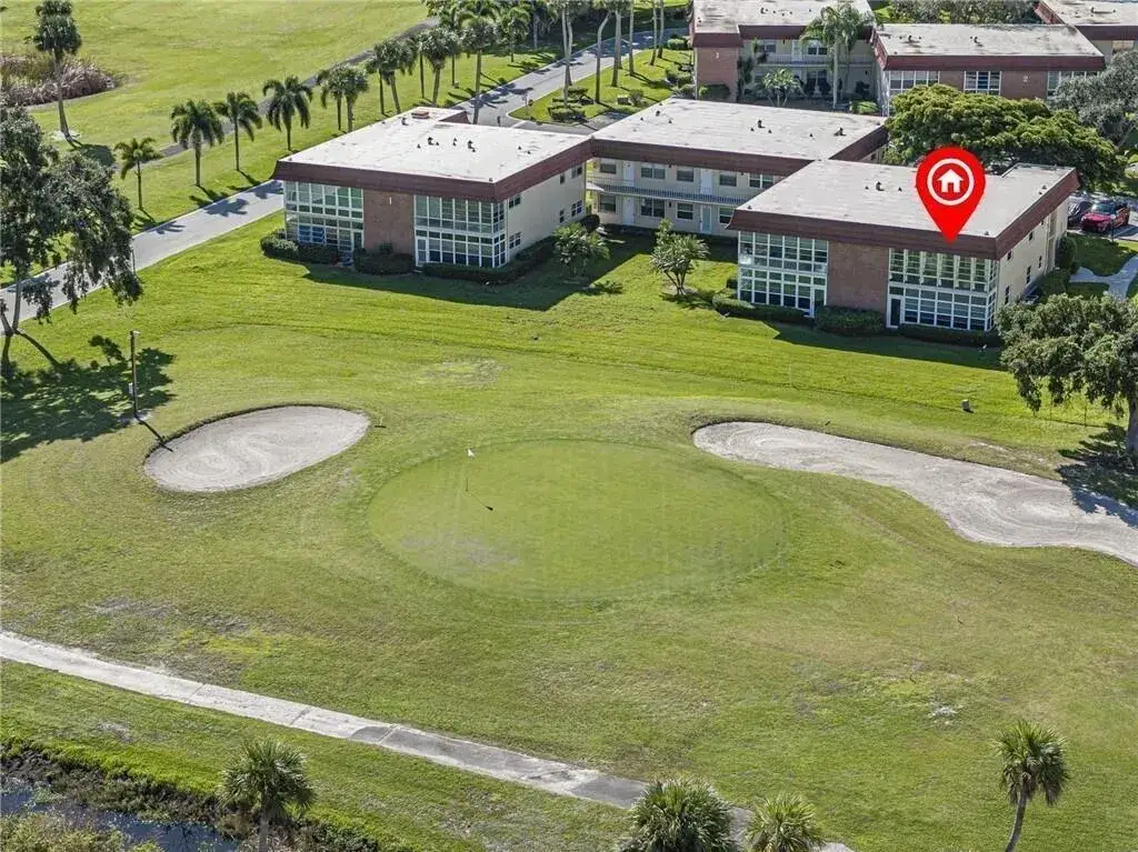 1 Vista Palm Lane # 207, Vero Beach FL 32962