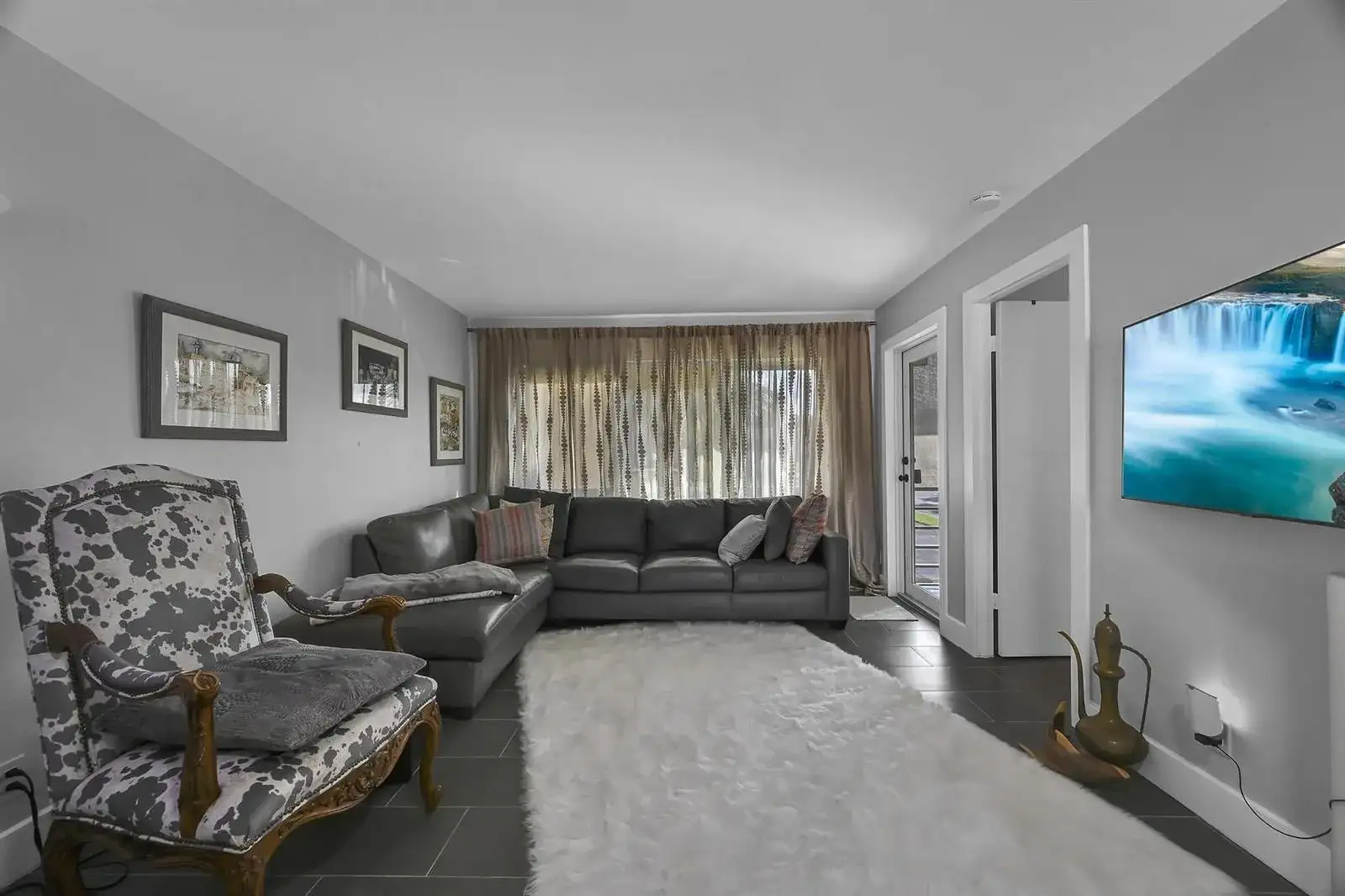 203 Lake Carol Drive, West Palm Beach FL 33411 photo 2