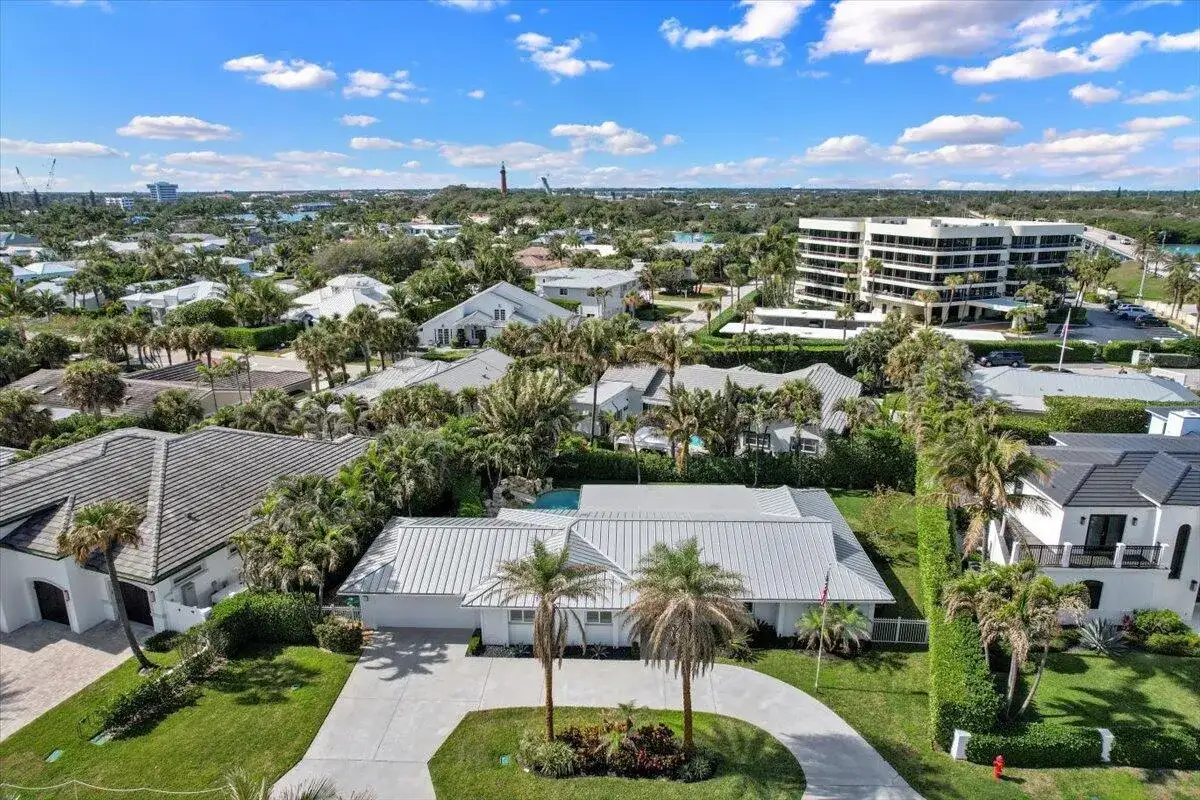 48 Ocean Drive, Jupiter FL 33469 photo 3