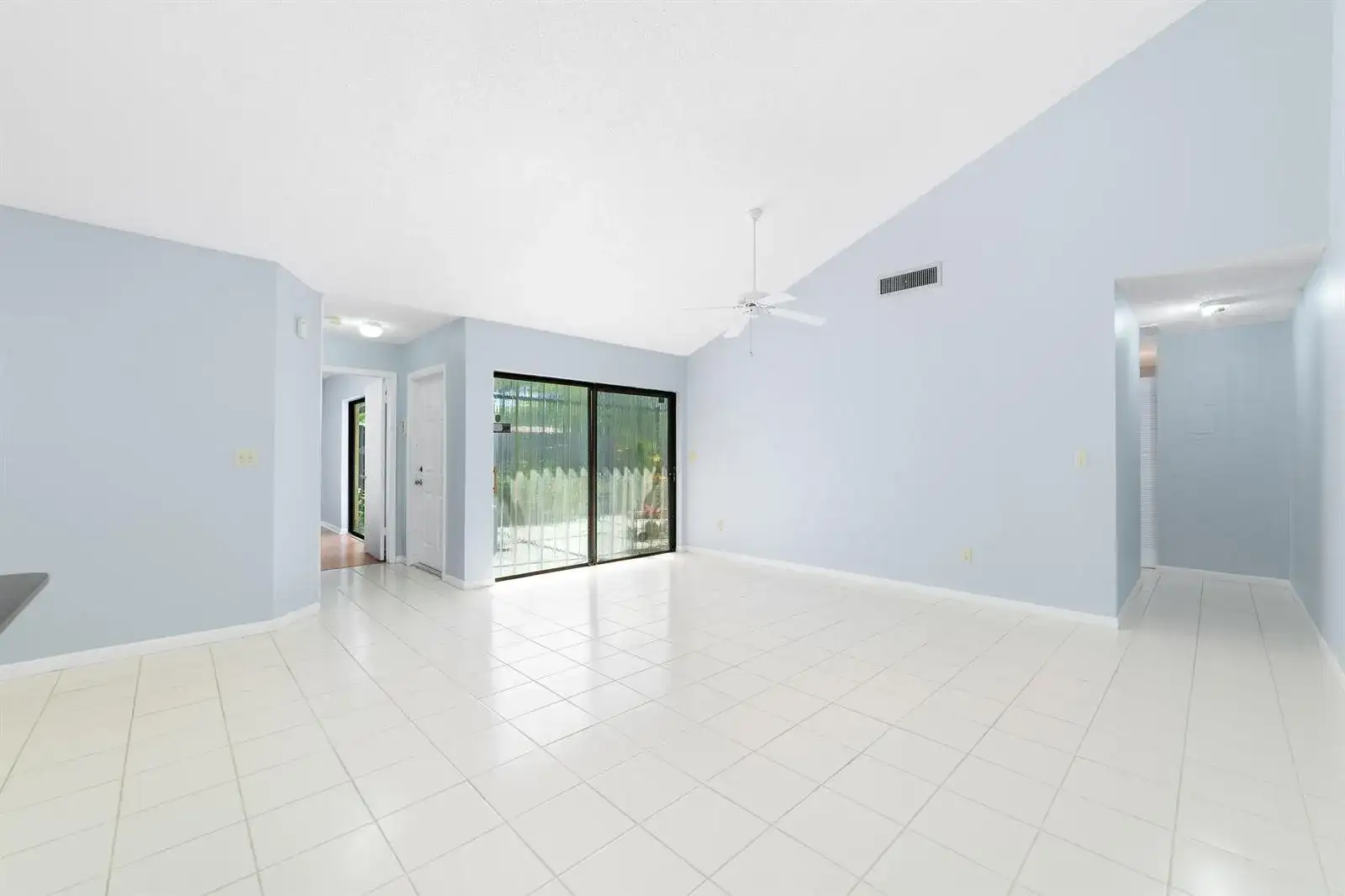 1139 Summit Trail Circle # A, West Palm Beach FL 33415 photo 4