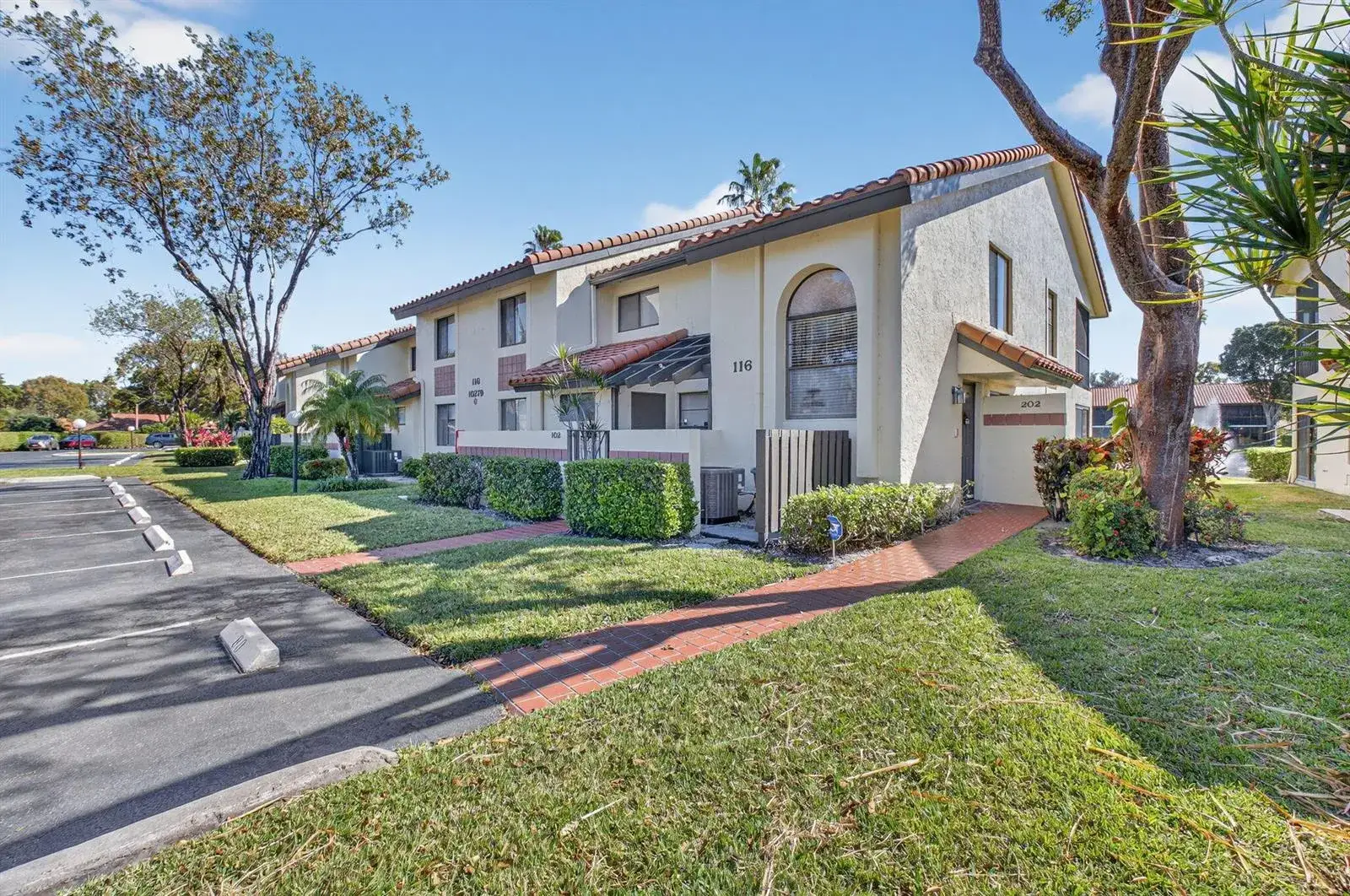 10279 N Circle Lake Drive # 202, Boynton Beach FL 33437