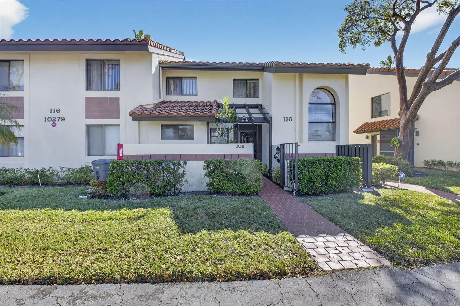 10279 N Circle Lake Drive # 202, Boynton Beach FL 33437 photo 2