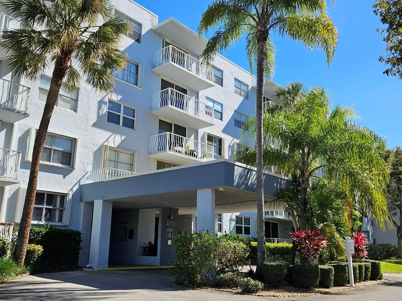 470 Executive Center Drive # 2g, West Palm Beach FL 33401 photo 2