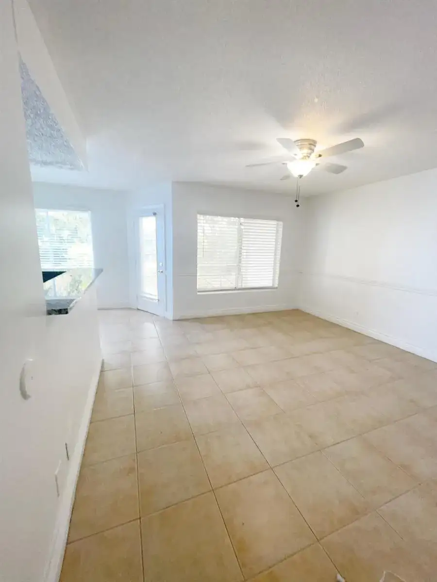 815 W Boynton Beach Boulevard # 102, Boynton Beach FL 33426 photo 2