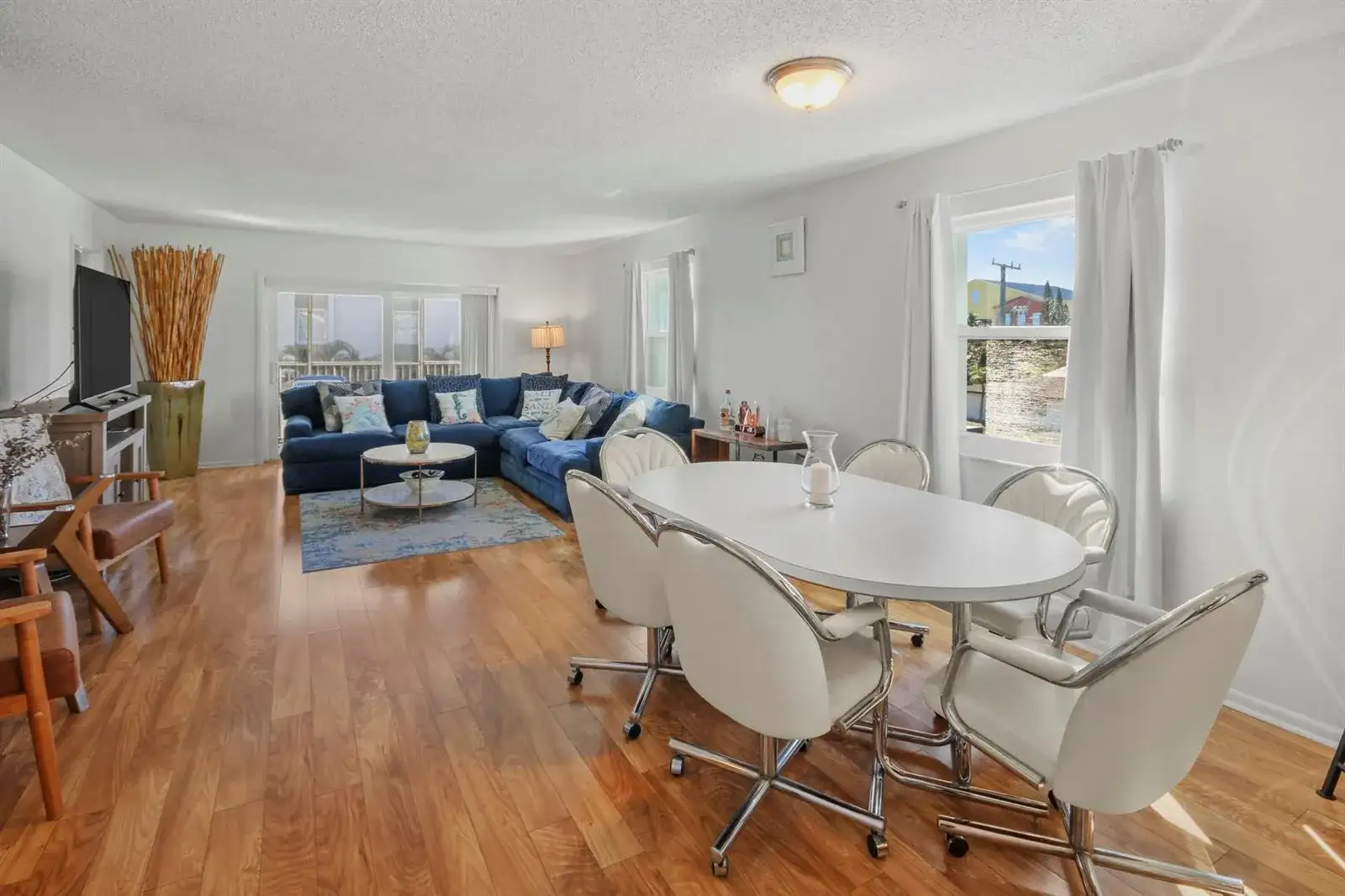 2936 Lake Shore Drive # 310, Riviera Beach FL 33404 photo 4