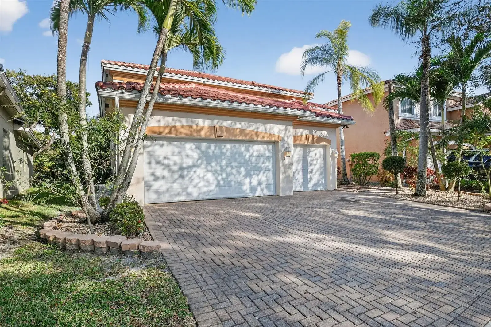876 Gazetta Way, West Palm Beach FL 33413 photo 2