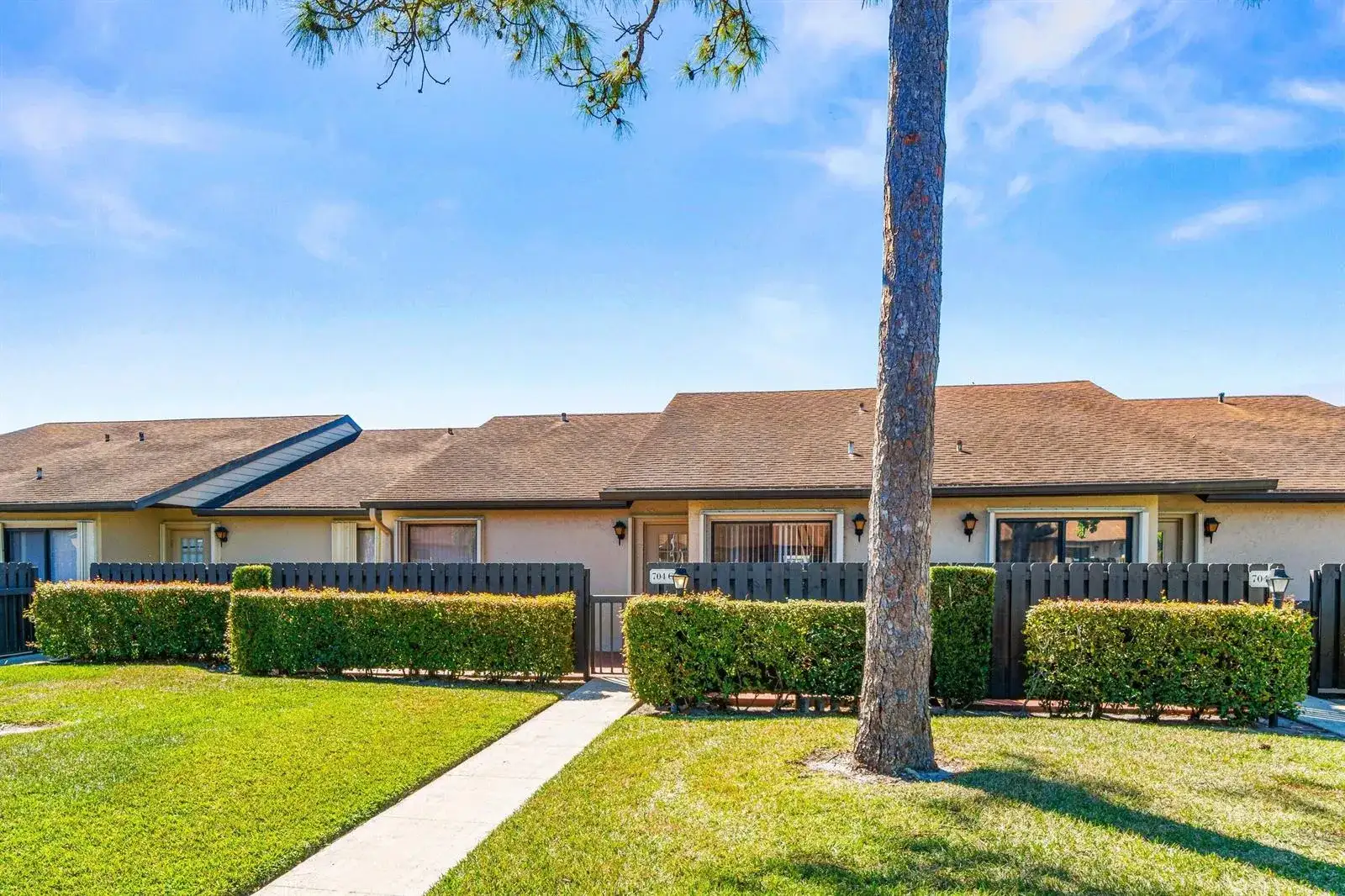 704 Sunny Pine Way # C, FL 33415 photo 3