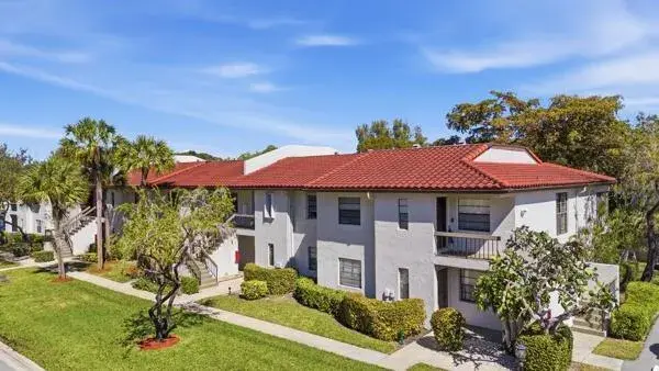 21364 Cypress Hammock Drive # 1j, Boca Raton FL 33428