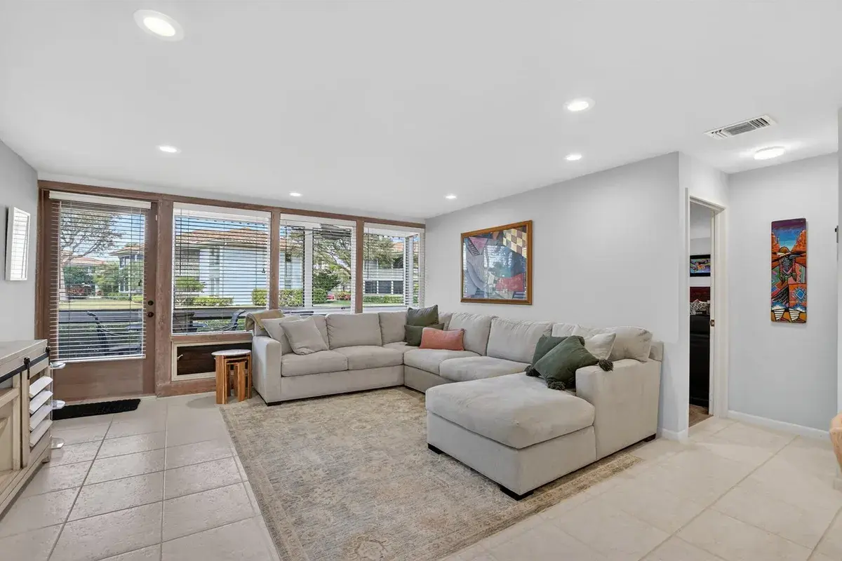 19809 Boca West Drive # 4043, Boca Raton FL 33434