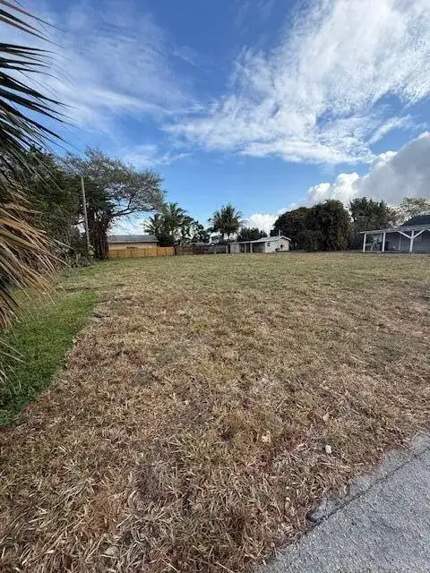 4583 Diekhans Road, West Palm Beach FL 33417 photo 4
