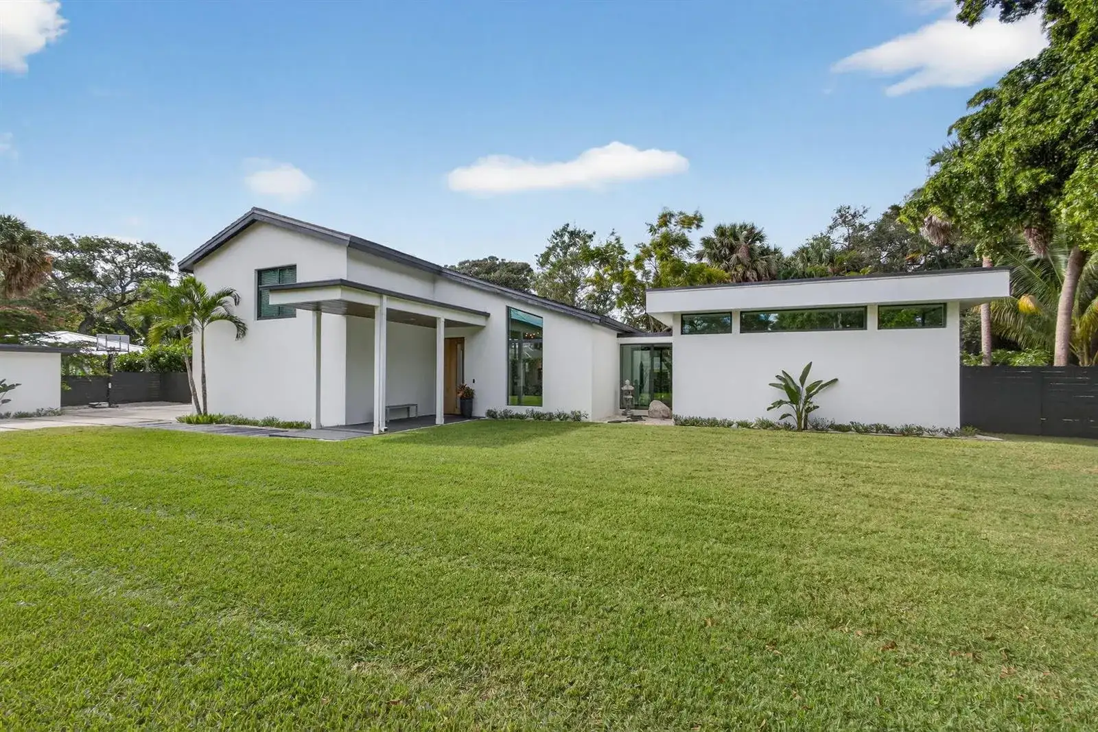 13071 Flamingo Terrace, Palm Beach Gardens FL 33410 photo 2