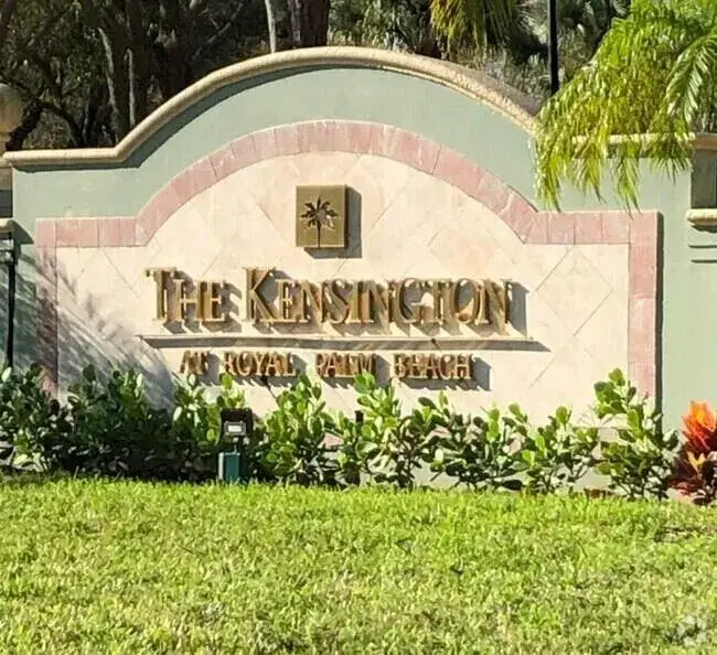 310 Crestwood Circle # 101, Royal Palm Beach FL 33411