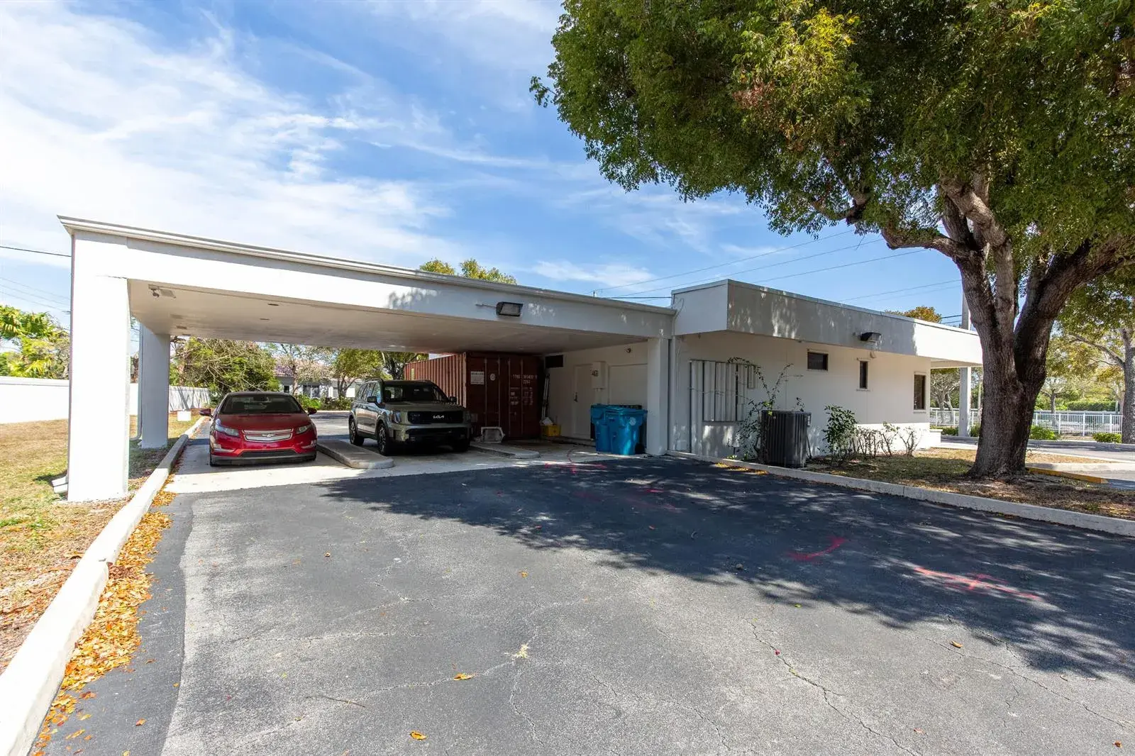 2419 S Seacrest Boulevard, Boynton Beach FL 33435