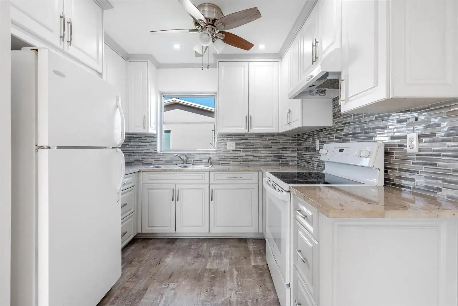 2739 Dudley Drive W # D, West Palm Beach FL 33415 photo 3